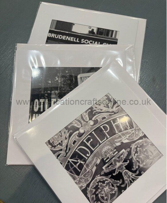 leeds pub cards a square black and white photograph mounted in a white card left blank for your own greetings
perfect for fathers day birthdays and bringing back great memories