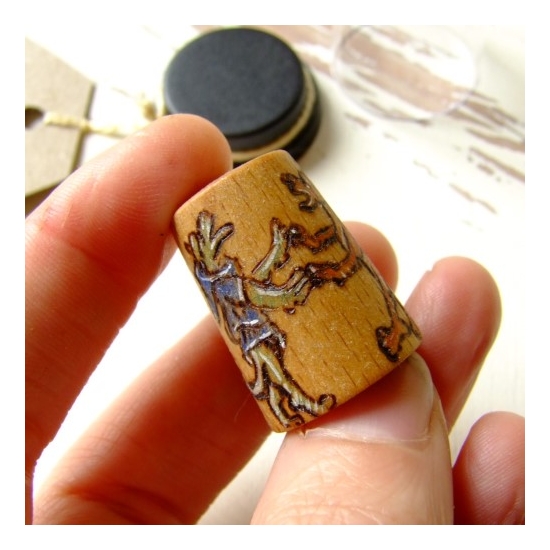 wooden decorative thimble 