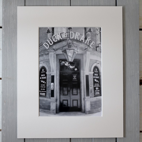 leeds pub cards a classic leeds pubs and venues choose the brudenell royal park otley run the fenton the dry dock the packhorse the eldon hyde park the library the original oak skyrack headingley taps woodies the new inn
city centre whitlocks the adelphi the swan scarborough arms three legs the templer
other designs are city of leeds sign and ls