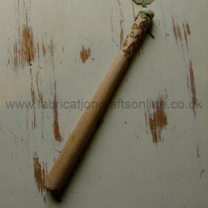 Turned wooden Spirtle