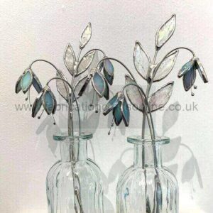 Delicate-stained-glass-posy