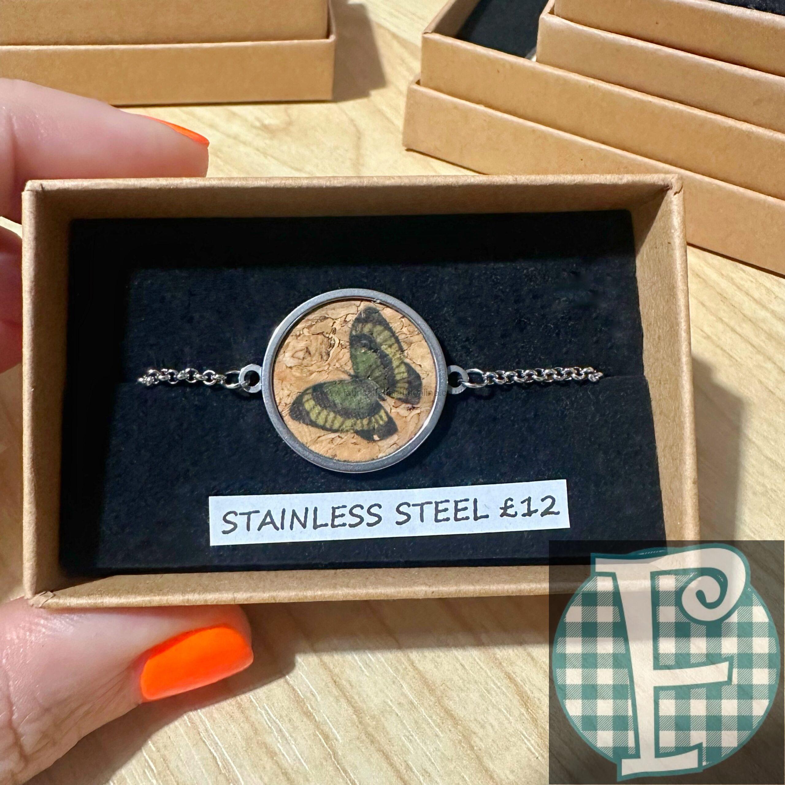 ldc ring

all our jewellery is nickel and lead free 