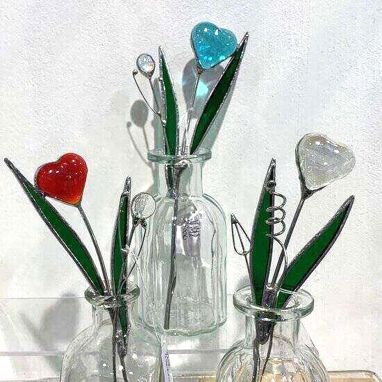 buy in store leeds or click and collect only

stained glass robin with dangly feet 