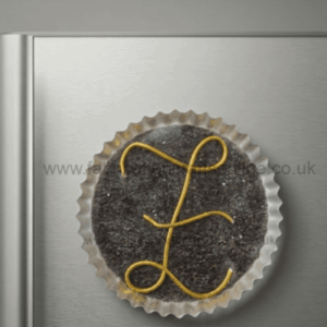Wire letter magnet