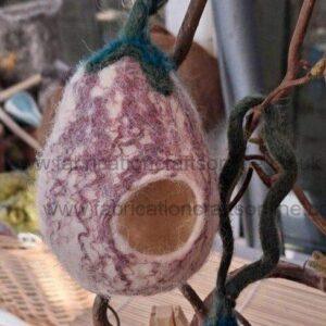 Aubergine Nest