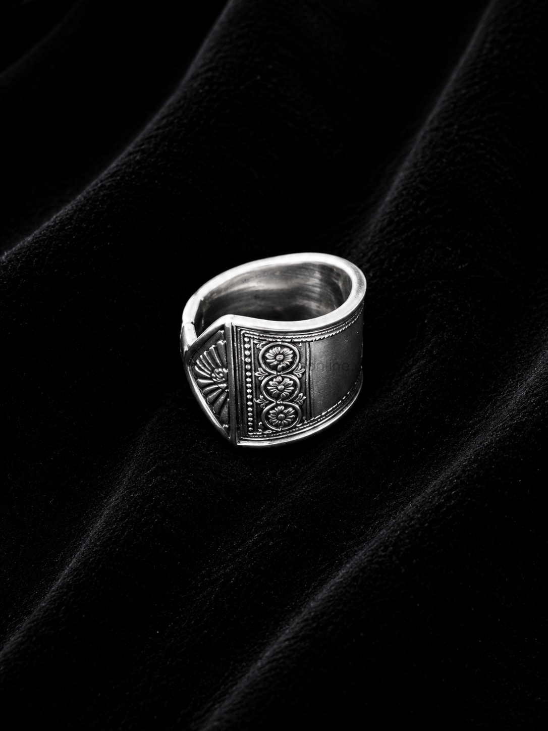 Spoon Ring Rolex handcrafted genuine rolex spoon ring created from a vintage rolex collectors spoon featuring the iconic rolex crown and swiss cross motif this unique ring has been carefully shaped and polished into a bold statement piece uk size k½